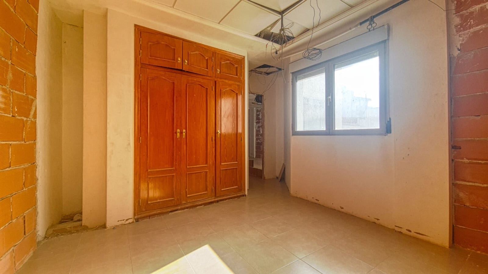 Casa de 5 habitaciones en Pego en venta - 100.000 € (Ref: 9109496)