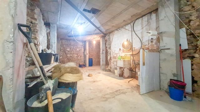 5 Zimmer Haus zu verkaufen in Pego - 100.000 € (Ref: 9109496)