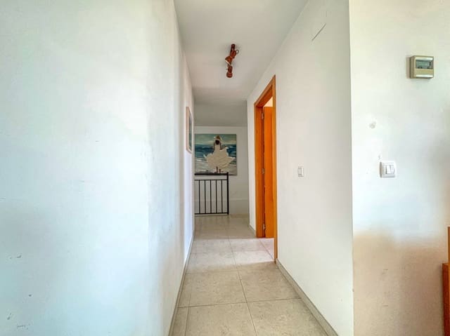 2 sovrum Takvåning till salu i Pego med garage - 229 000 € (Ref: 9109503)