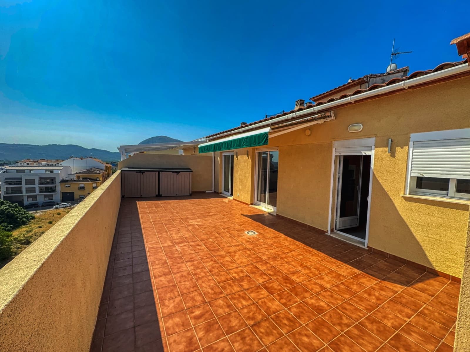 2 soverom Penthouse til salgs i Pego med garasje - € 229 000 (Ref: 9109503)