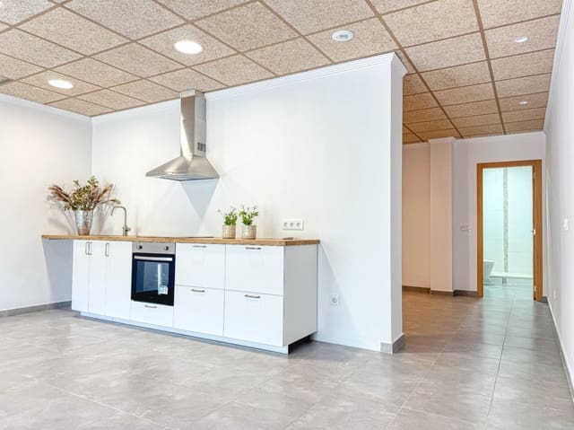 Leilighet til salgs i L'Atzúvia med svømmebasseng - € 88 000 (Ref: 9117425)
