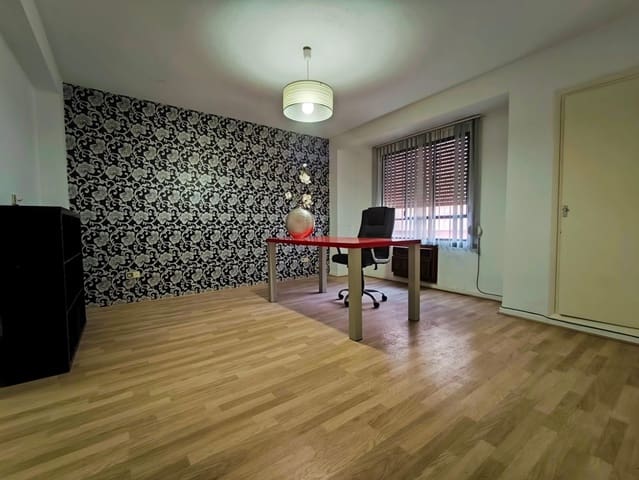 4 camera da letto Appartamento in vendita in Pego - 95.000 € (Rif: 9195181)