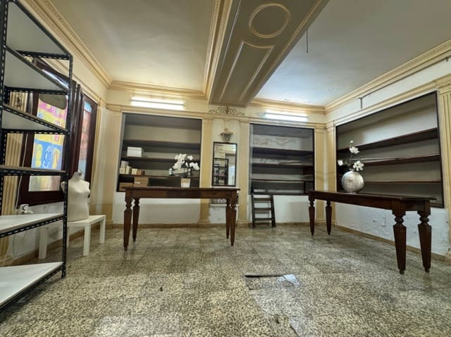 4 bedroom Townhouse for sale in Pego with garage - € 315,000 (Ref: 9206154)