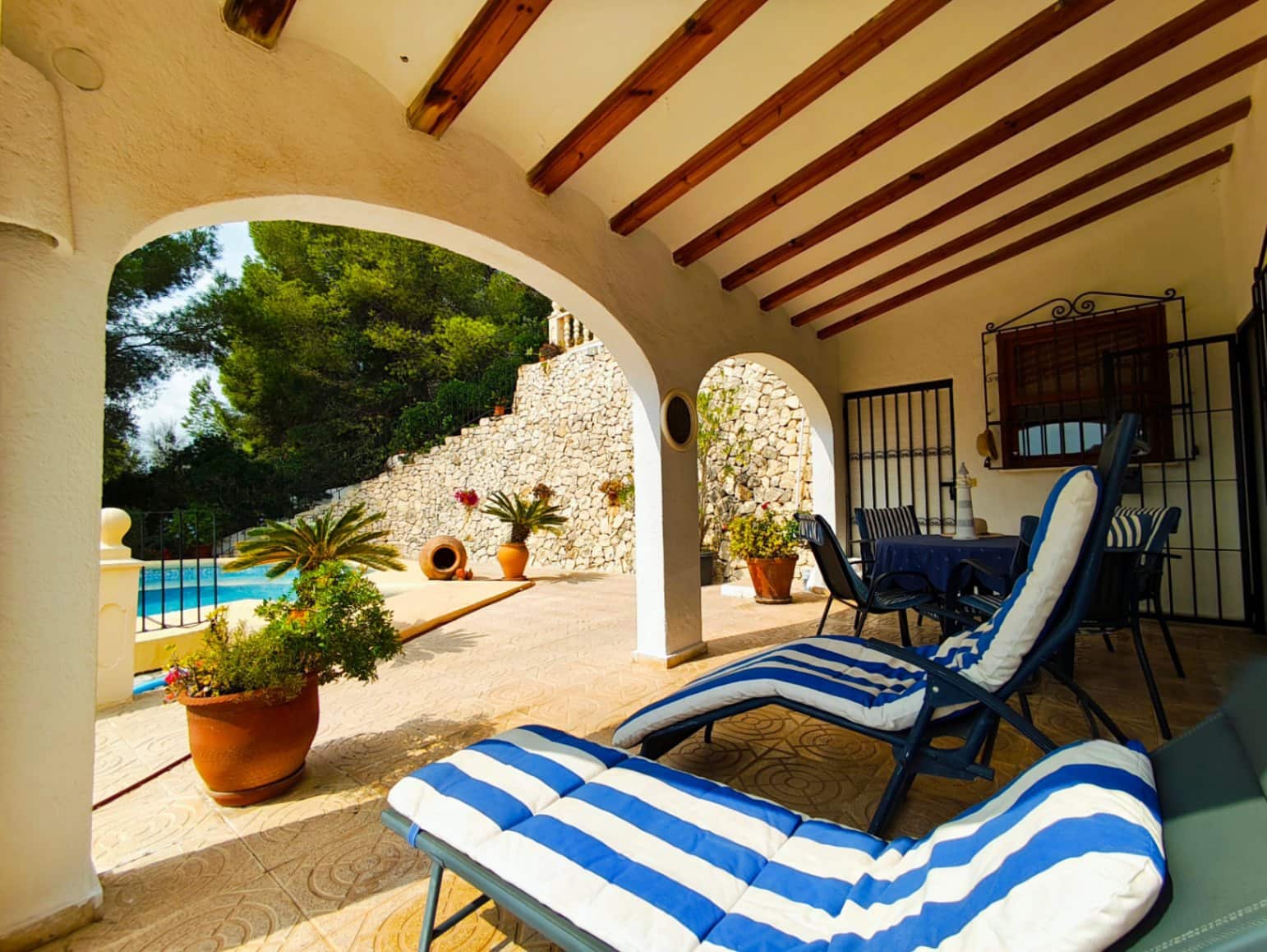 4 sypialnia Willa na sprzedaż w Javea / Xabia z basenem garażem - 795 000 € (Ref: 9226091)