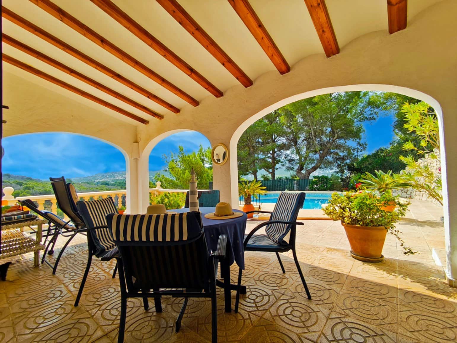 4 sypialnia Willa na sprzedaż w Javea / Xabia z basenem garażem - 795 000 € (Ref: 9226091)