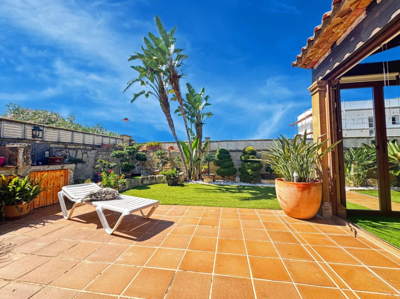 Villa for sale in Els Poblets with garage - € 1,050,000 (Ref: 9248412)