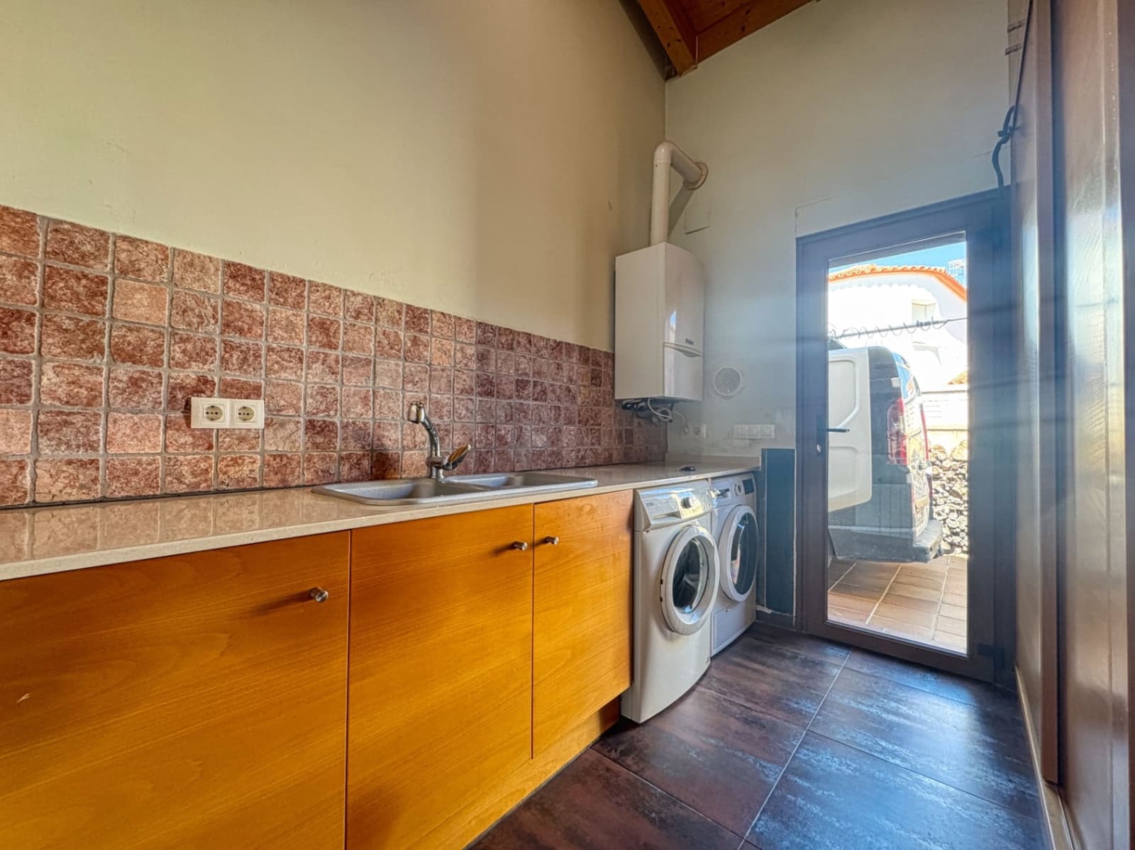 Villa for sale in Els Poblets with garage - € 1,050,000 (Ref: 9248412)