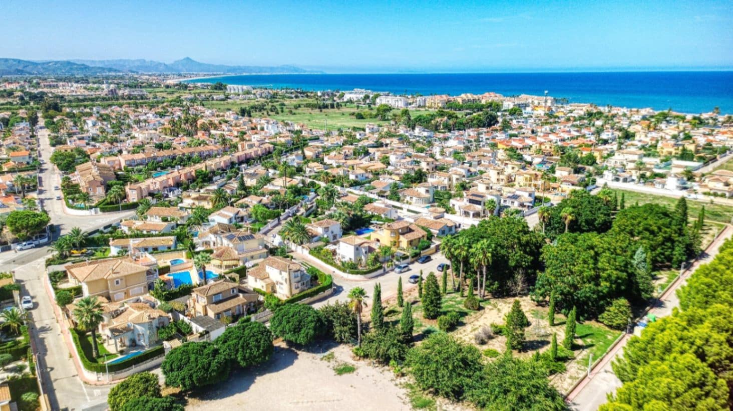 Villa for sale in Els Poblets with garage - € 1,050,000 (Ref: 9248412)