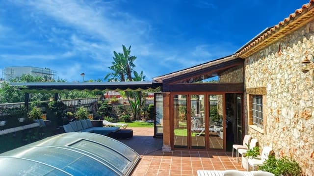 Villa till salu i Els Poblets med garage - 1 050 000 € (Ref: 9248412)