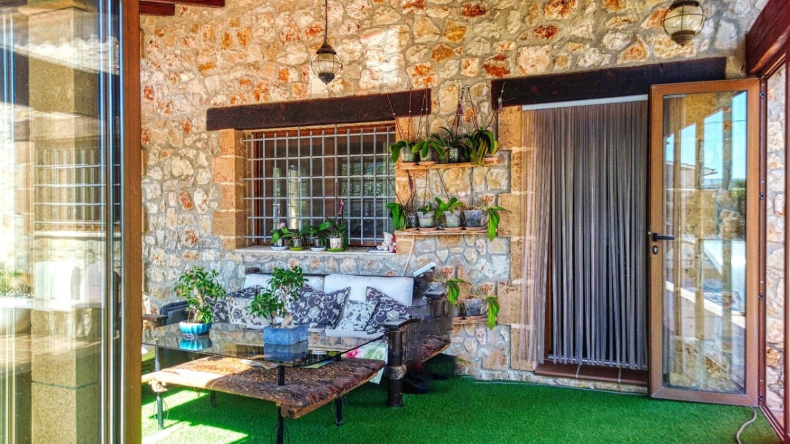 Villa for sale in Els Poblets with garage - € 1,050,000 (Ref: 9248412)