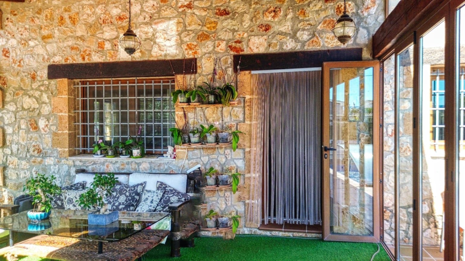 Villa for sale in Els Poblets with garage - € 1,050,000 (Ref: 9248412)