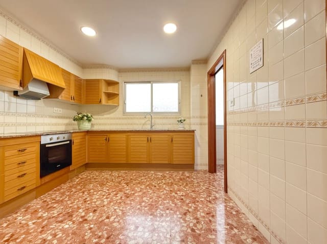 Apartamento para venda em Oliva Pueblo, Oliva - 135 000 € (Ref: 9248896)