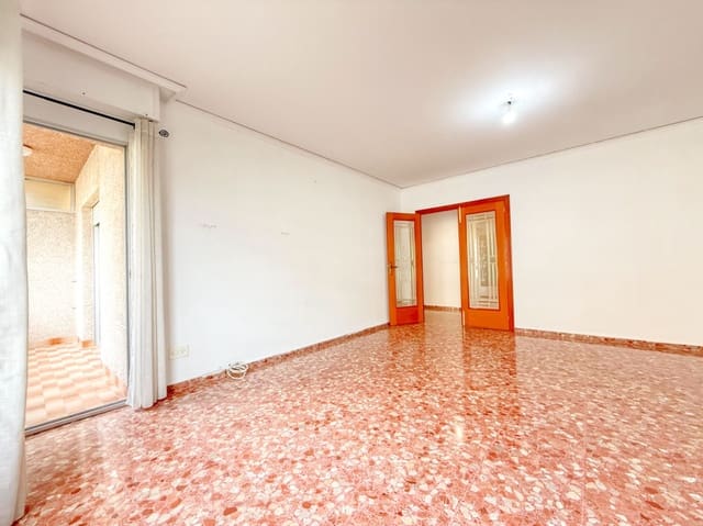 Piso en Oliva Pueblo, Oliva en venta - 135.000 € (Ref: 9248896)