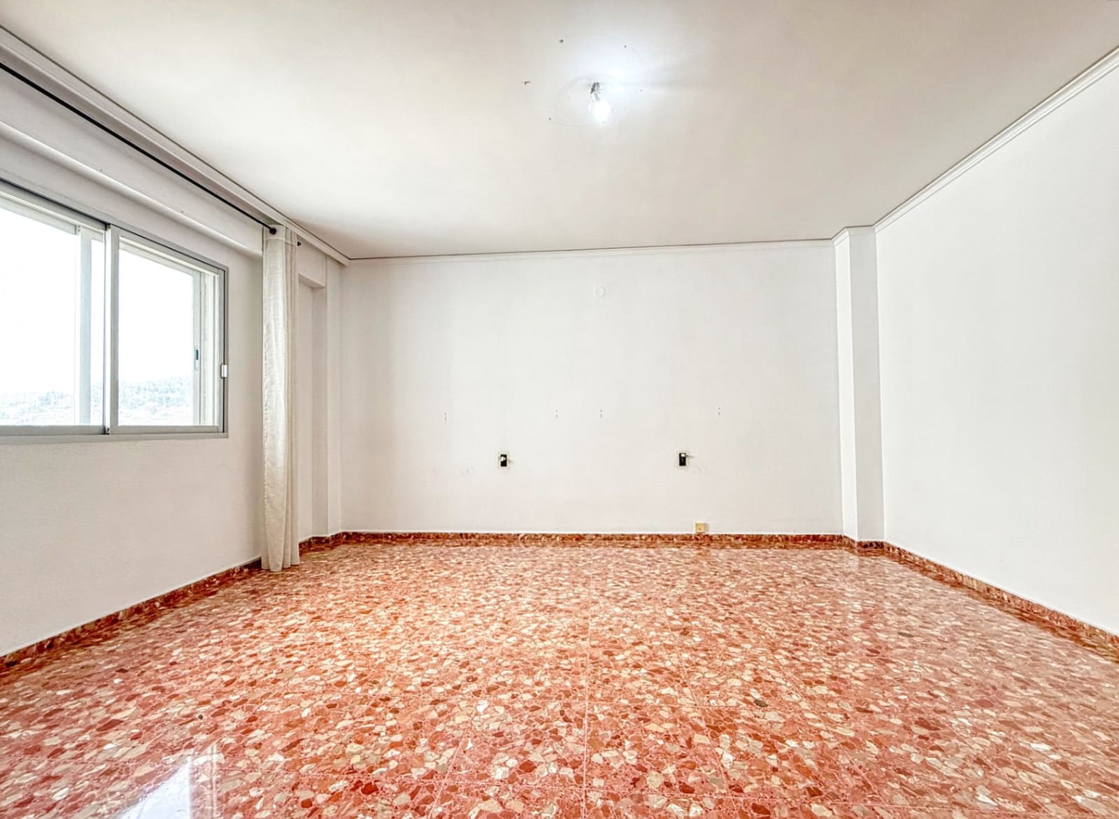 Appartement à vendre à Oliva - 135 000 € (Ref: 9248896)