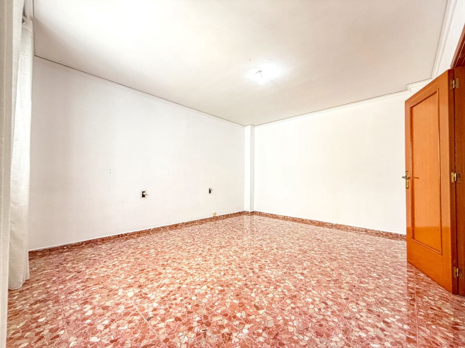 Appartement à vendre à Oliva - 135 000 € (Ref: 9248896)