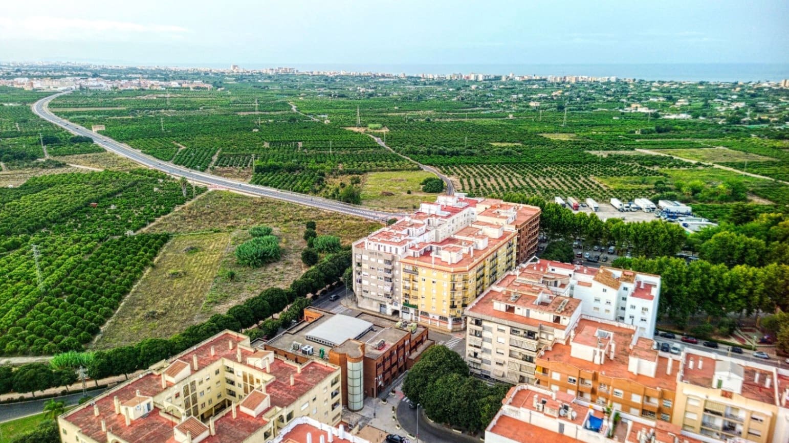 Appartement à vendre à Oliva - 135 000 € (Ref: 9248896)