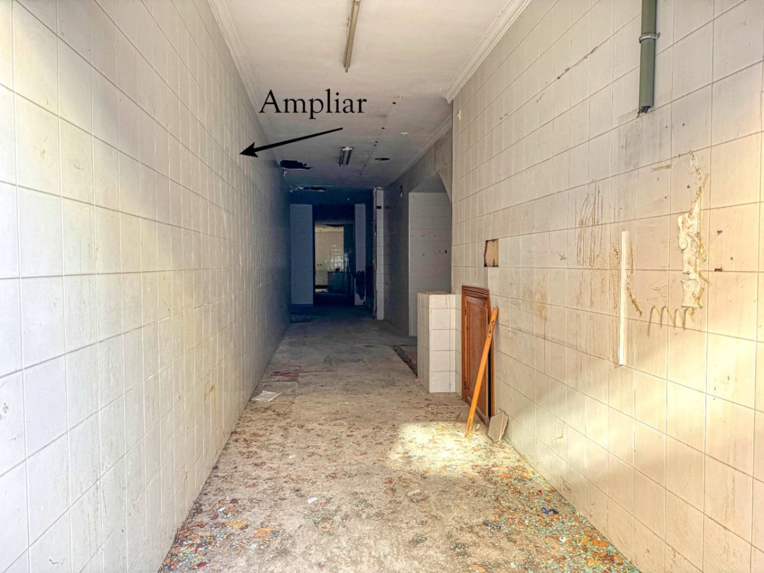 Commercial for sale in Pego - € 68,000 (Ref: 9285395)