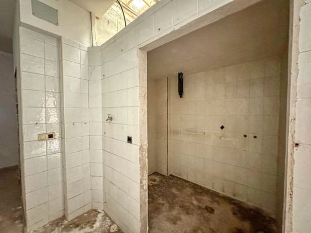 Commercial for sale in Pego - € 68,000 (Ref: 9285395)