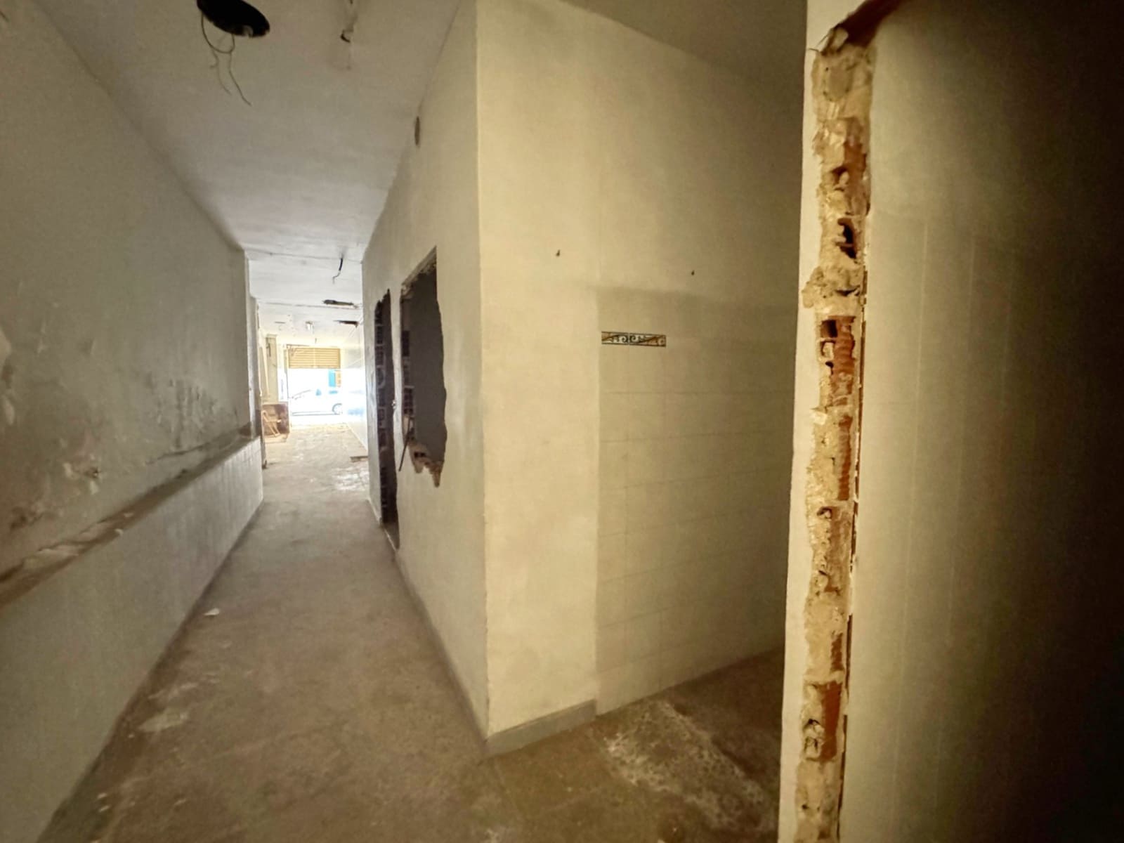 Commercial for sale in Pego - € 68,000 (Ref: 9285395)