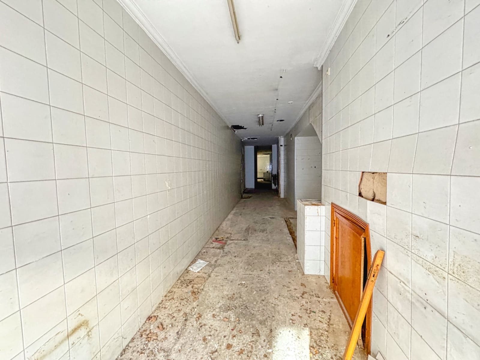 Commercial for sale in Pego - € 68,000 (Ref: 9285395)