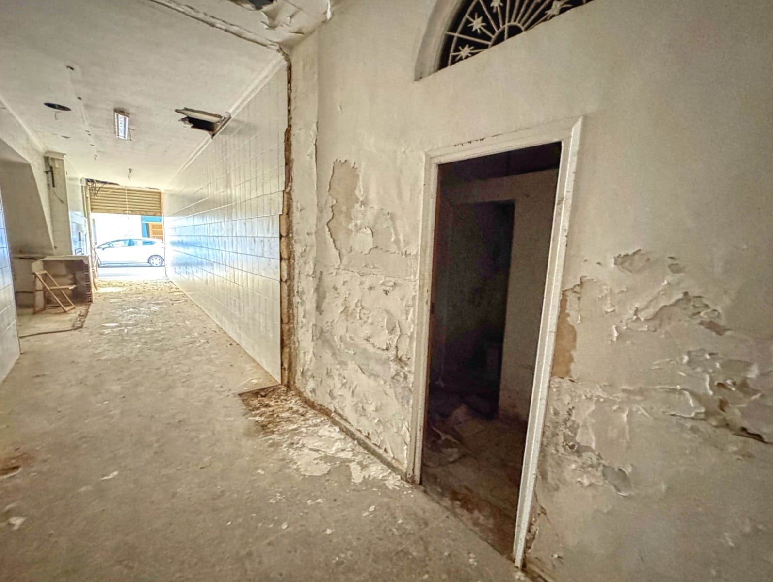 Commercial for sale in Pego - € 68,000 (Ref: 9285395)