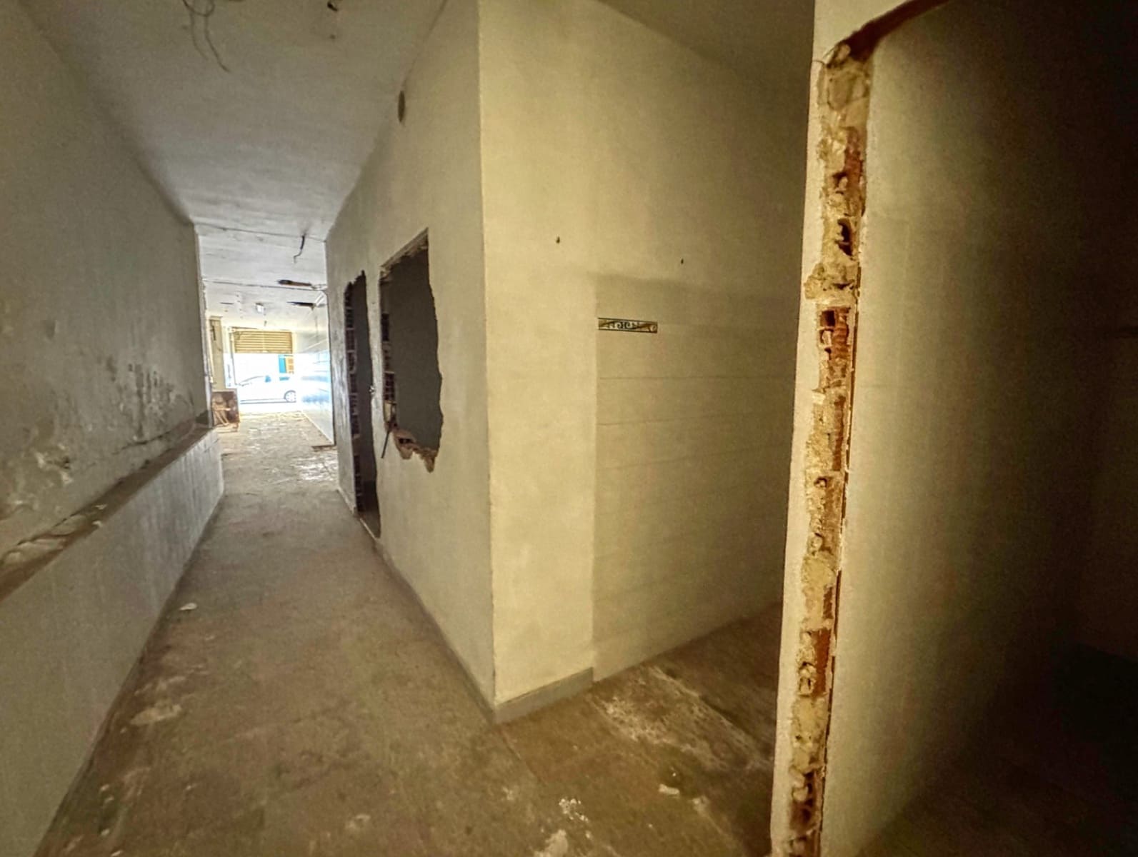 Commercial for sale in Pego - € 68,000 (Ref: 9285395)