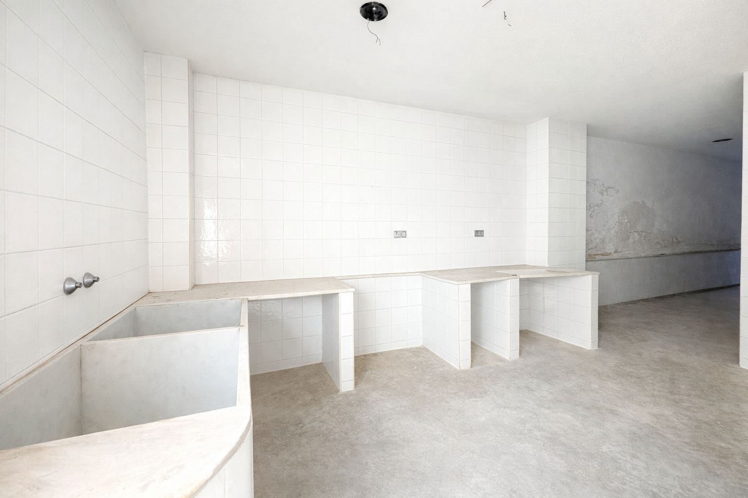 Commercial for sale in Pego - € 68,000 (Ref: 9285395)