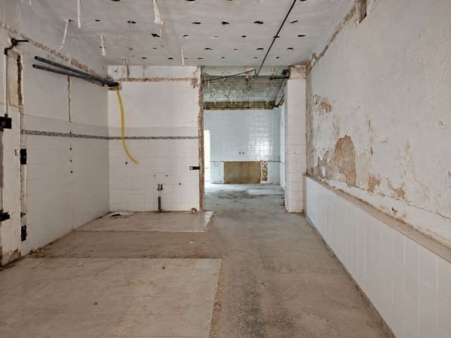 Gewerbe zu verkaufen in Pego - 75.000 € (Ref: 9285395)