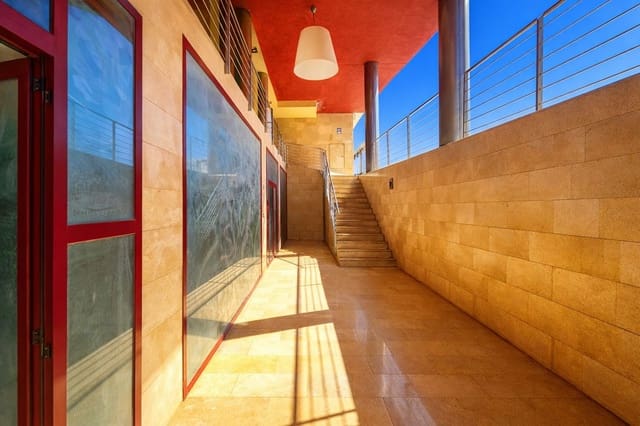 Commercial for sale in Pego - € 159,000 (Ref: 9305191)