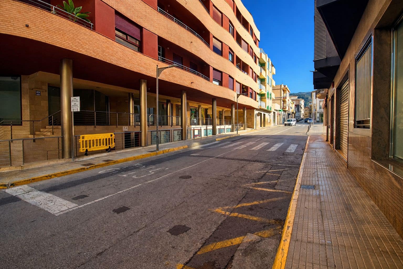 Kommersiell til salgs i Pego - € 159 000 (Ref: 9305191)