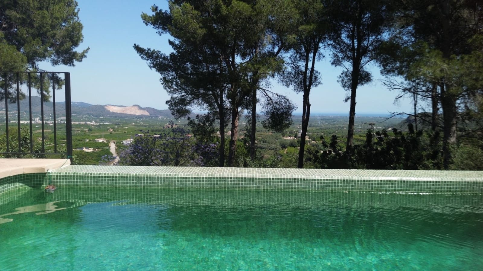 4 sovrum Villa till salu i Pego - 950 000 € (Ref: 9306222)