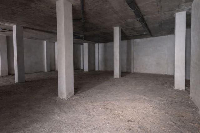 Komercyjne na sprzedaż w Pego - 130 000 € (Ref: 9306223)