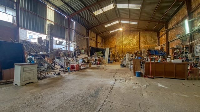 Commercial for sale in Pego with garage - € 165,000 (Ref: 9306224)