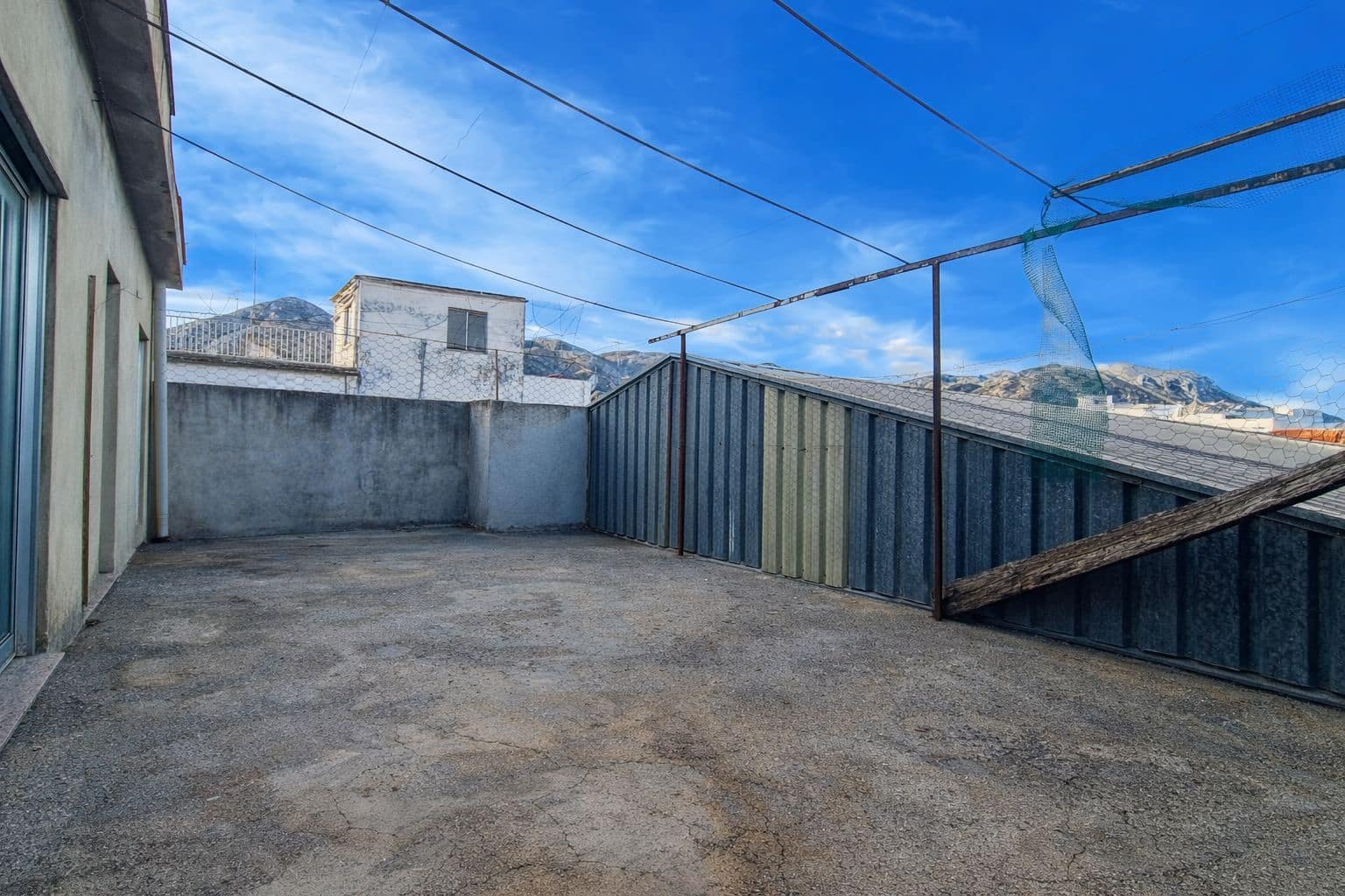 Erhverv til salg i Pego med garage - € 165.000 (Ref: 9306224)