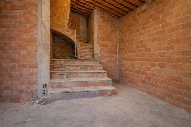 Komercyjne na sprzedaż w Pego z garażem - 165 000 € (Ref: 9306224)