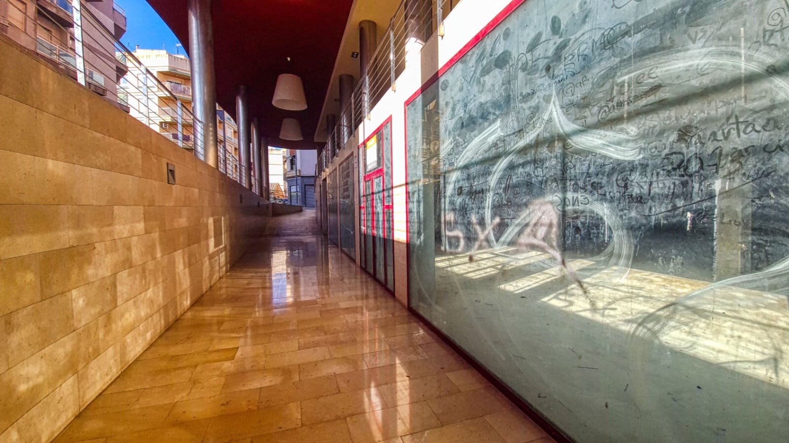 Commercial for rent in Pego - € 900 (Ref: 9347663)