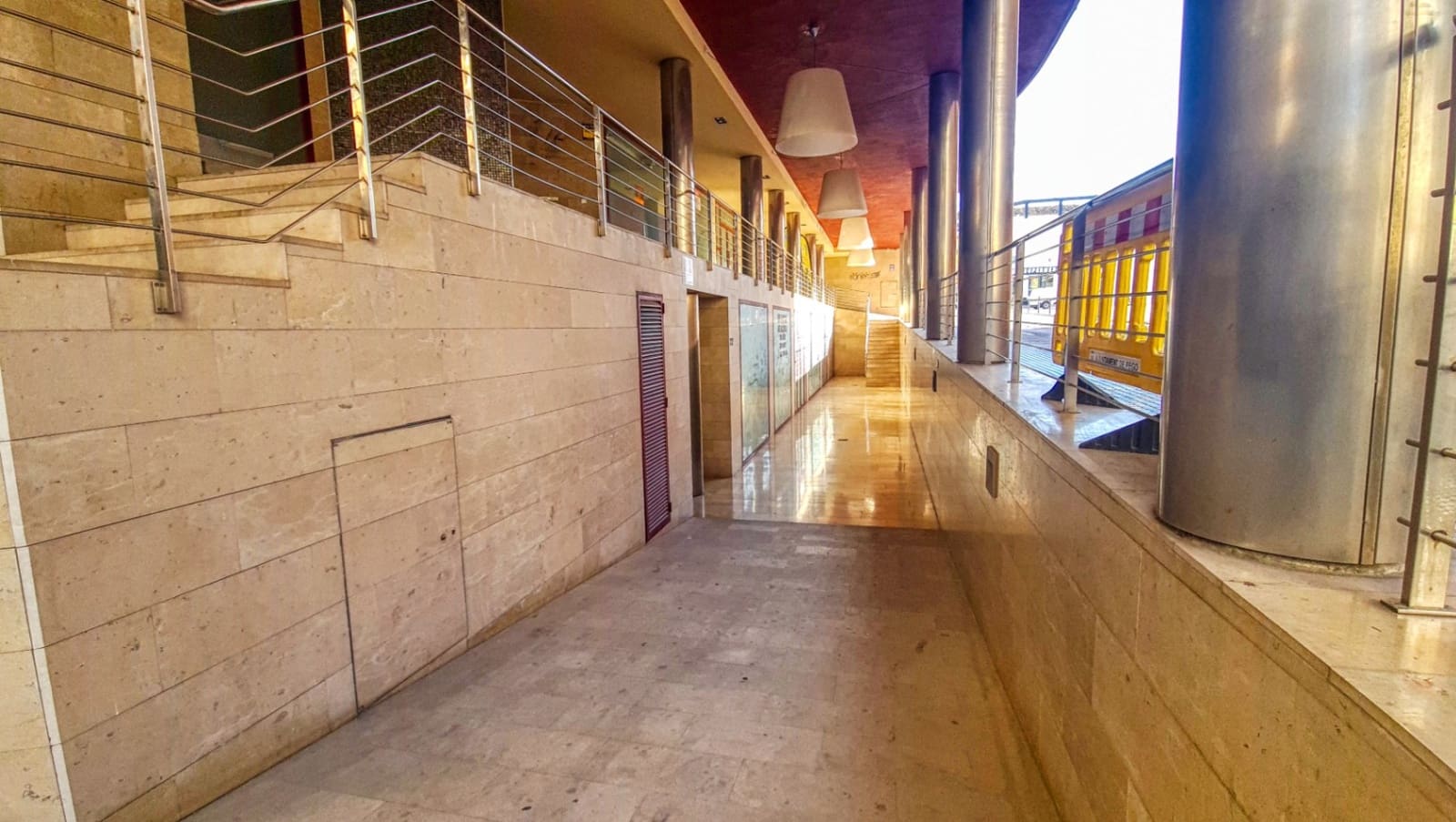 Commercial for rent in Pego - € 900 (Ref: 9347663)