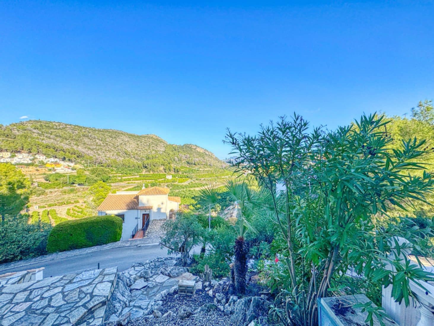 2 bedroom Apartment for rent in L'Atzuvia - € 800 (Ref: 9347747)