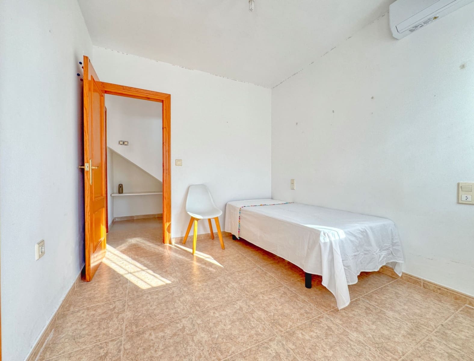 2 bedroom Apartment for rent in L'Atzuvia - € 800 (Ref: 9347747)