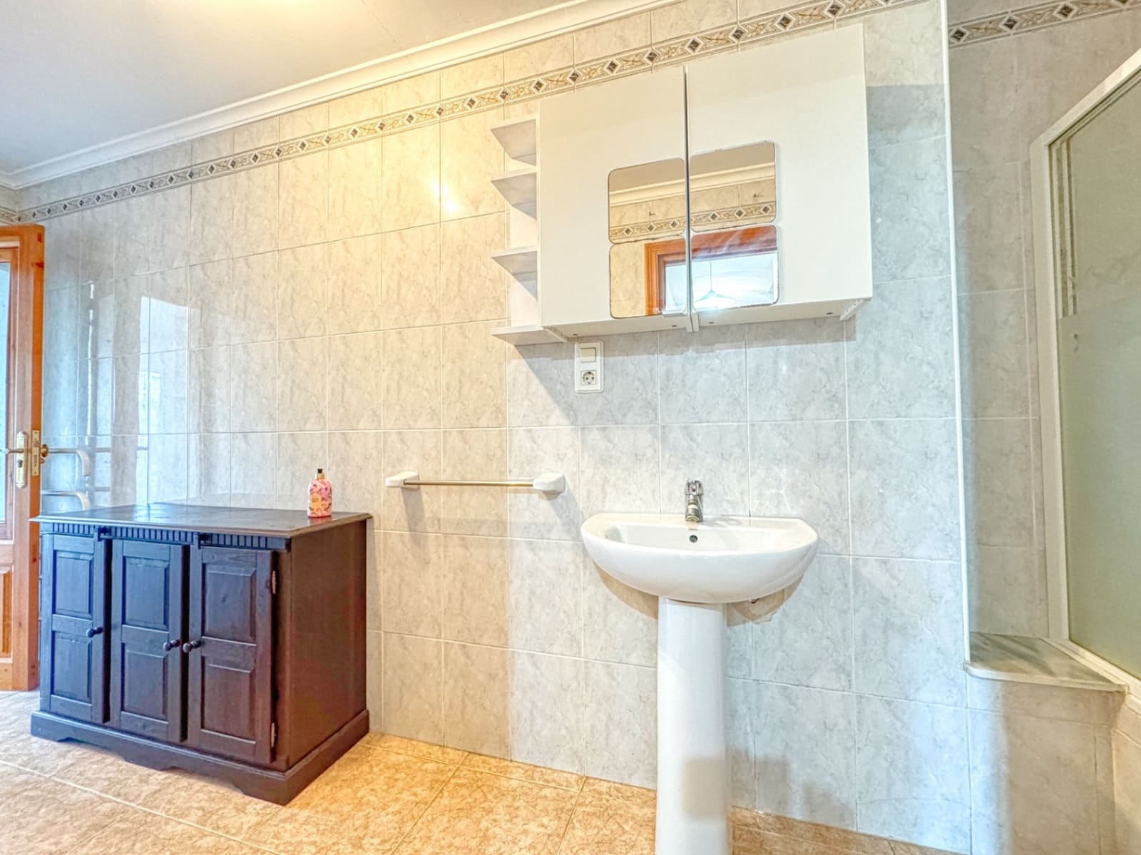 2 bedroom Apartment for rent in L'Atzuvia - € 800 (Ref: 9347747)