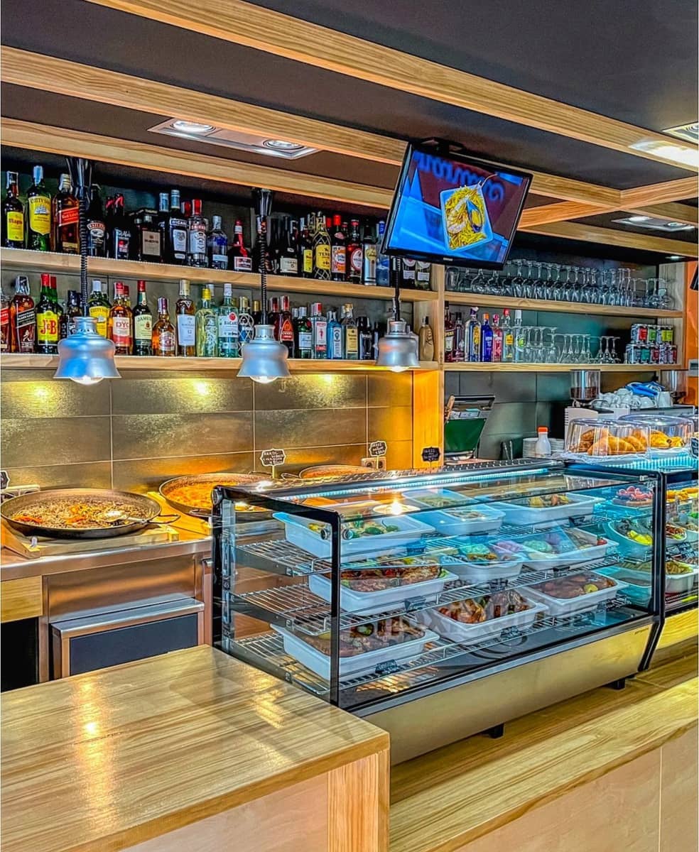 Local Commercial à vendre à Denia avec garage - 295 000 € (Ref: 9349840)