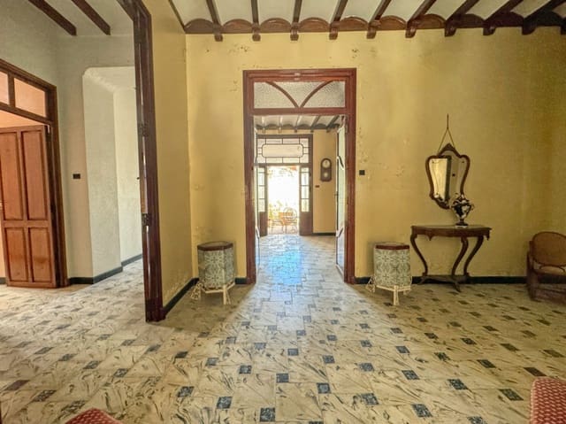 10 bedroom Townhouse for sale in Pego with garage - € 320,000 (Ref: 9392065)