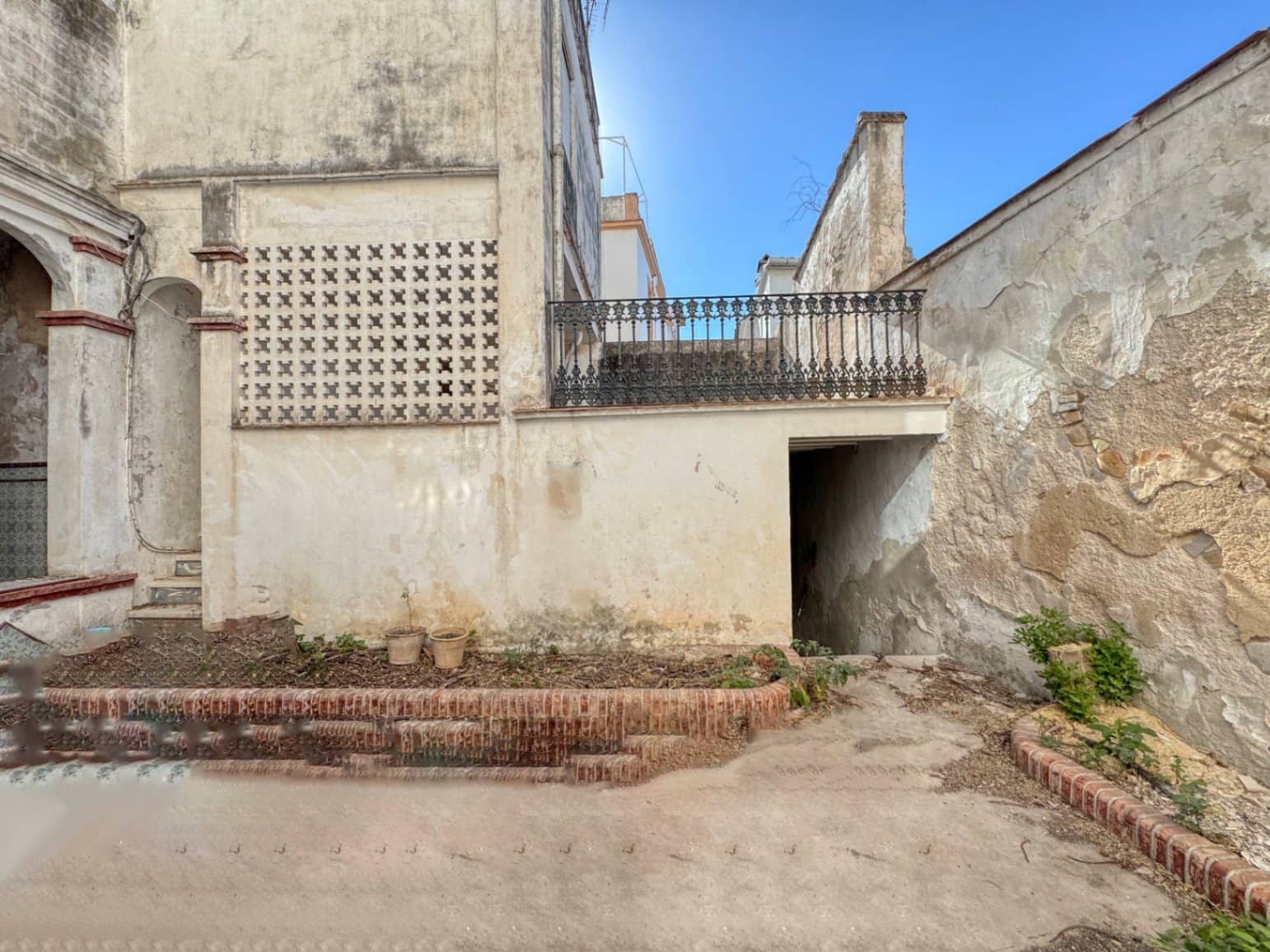 10 sovrum Hus till salu i Pego med garage - 320 000 € (Ref: 9392065)