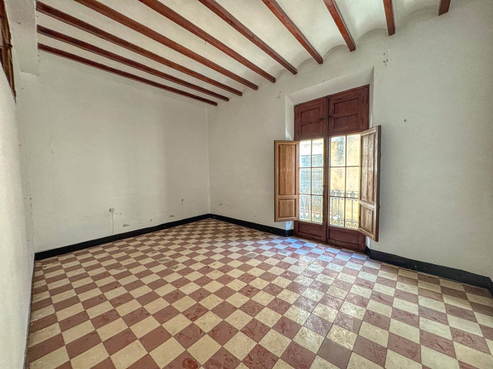 10 sovrum Hus till salu i Pego med garage - 320 000 € (Ref: 9392065)