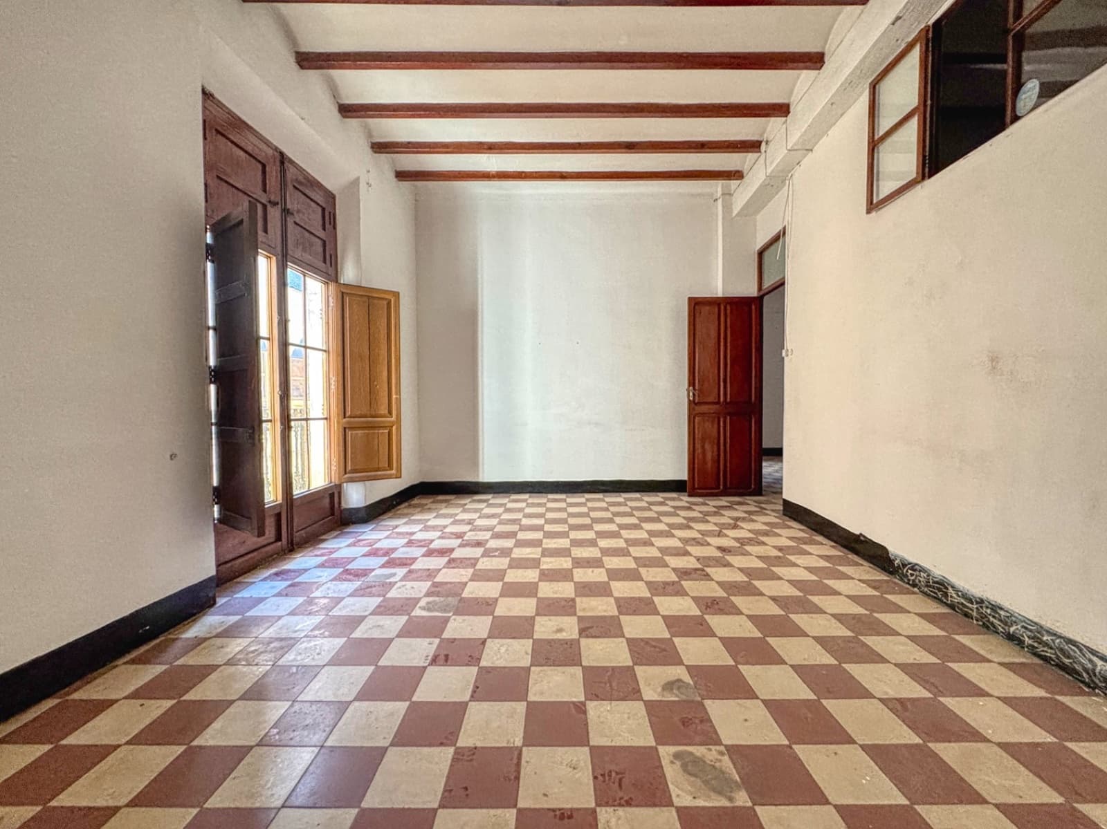 10 sovrum Hus till salu i Pego med garage - 320 000 € (Ref: 9392065)