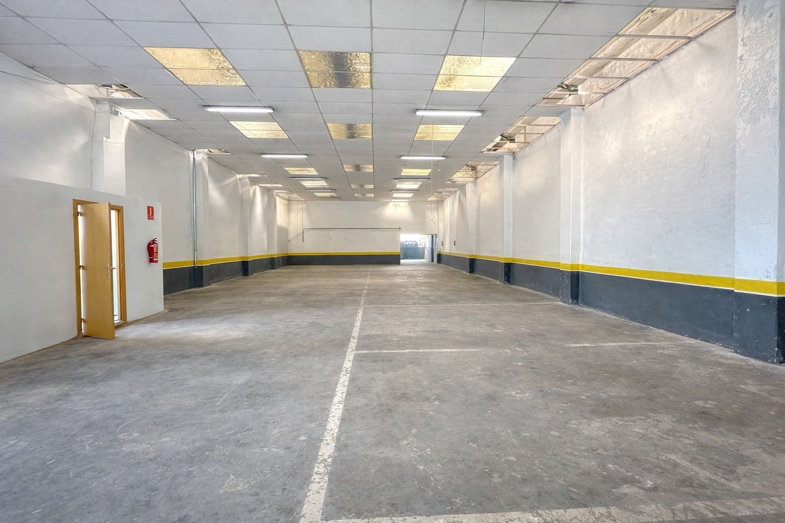 Kommersiell til salgs i Pego - € 299 000 (Ref: 9393670)