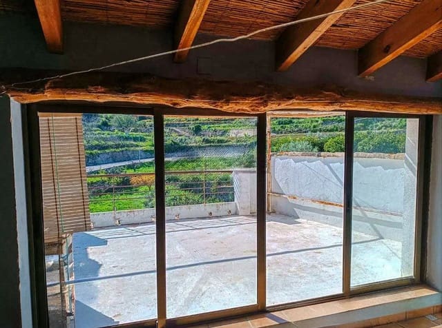 4 bedroom Finca/Country House for sale in Benisiva, Vall de Gallinera - € 160,000 (Ref: 9403575)