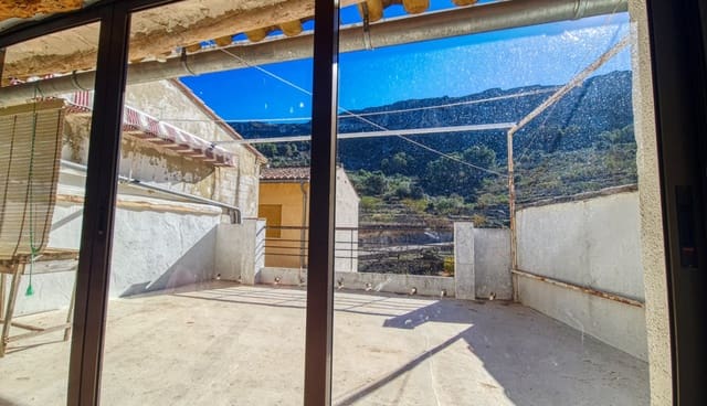 4 bedroom Finca/Country House for sale in Benisiva, Vall de Gallinera - € 160,000 (Ref: 9403575)