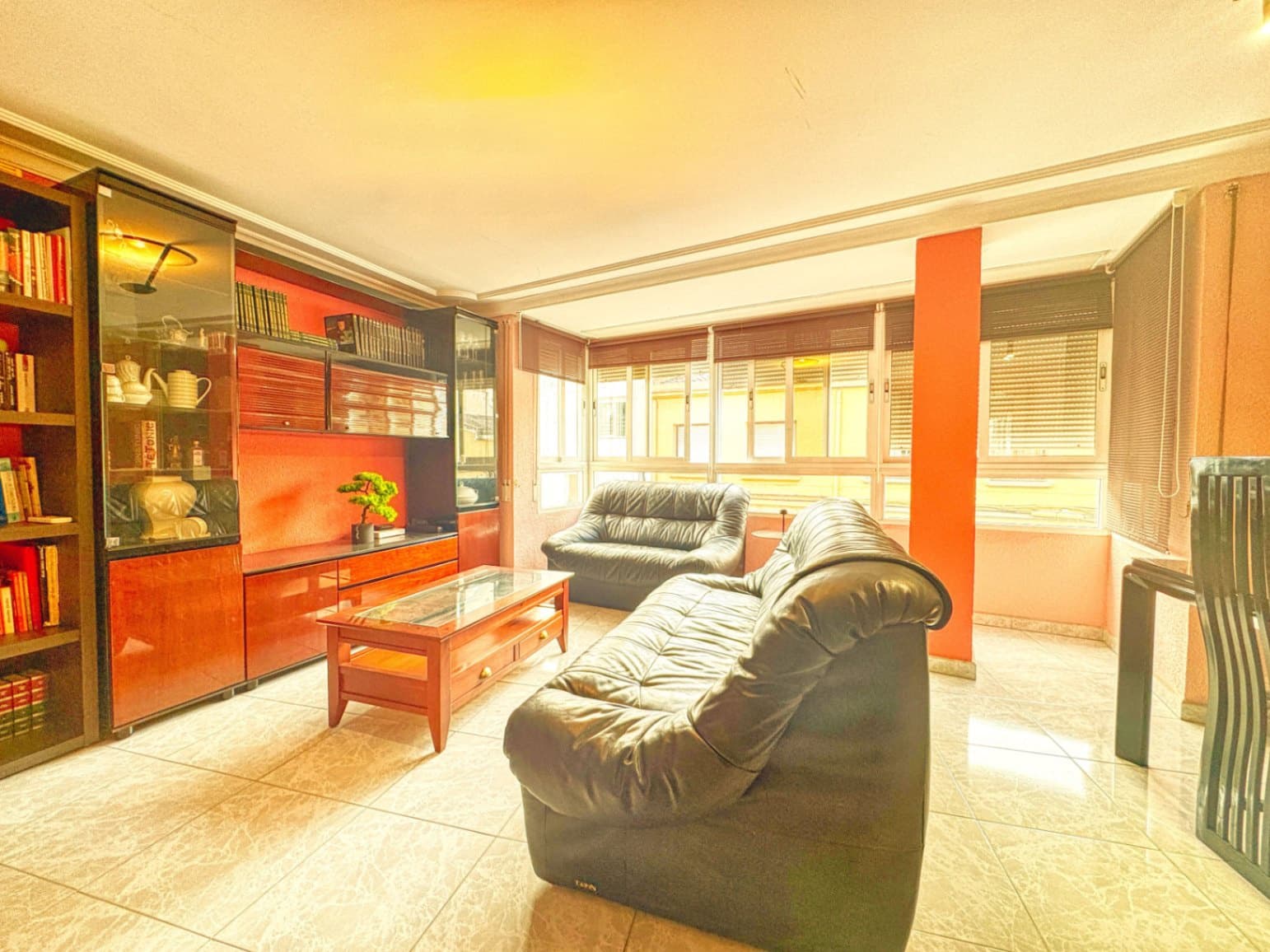 3 soveværelse Byhus til salg i Oliva med garage - € 269.000 (Ref: 9409017)