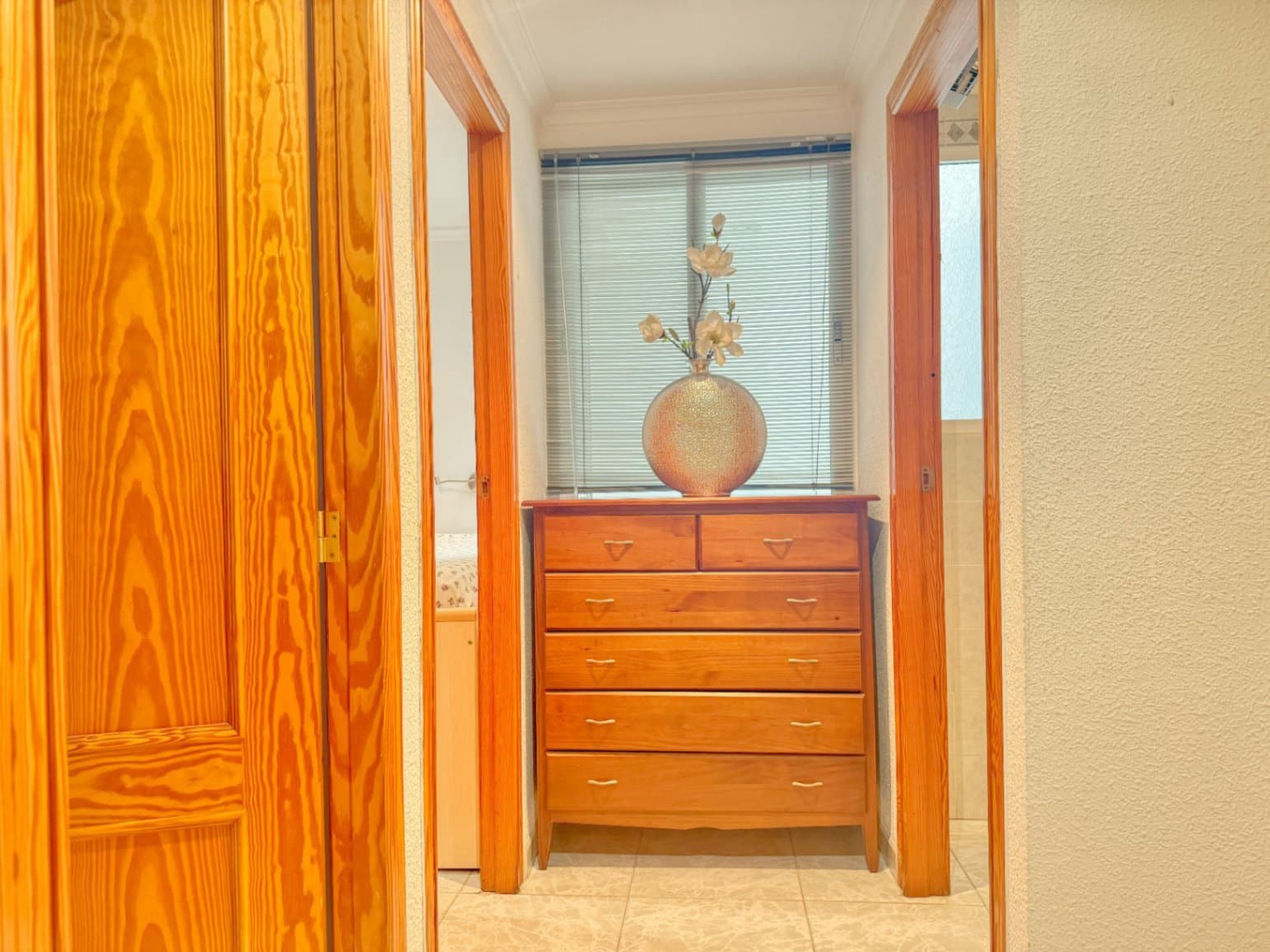 3 soveværelse Byhus til salg i Oliva med garage - € 269.000 (Ref: 9409017)